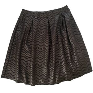 GNW Midi Skirt M Black Gray Silver Chevron Pattern Great Northwest